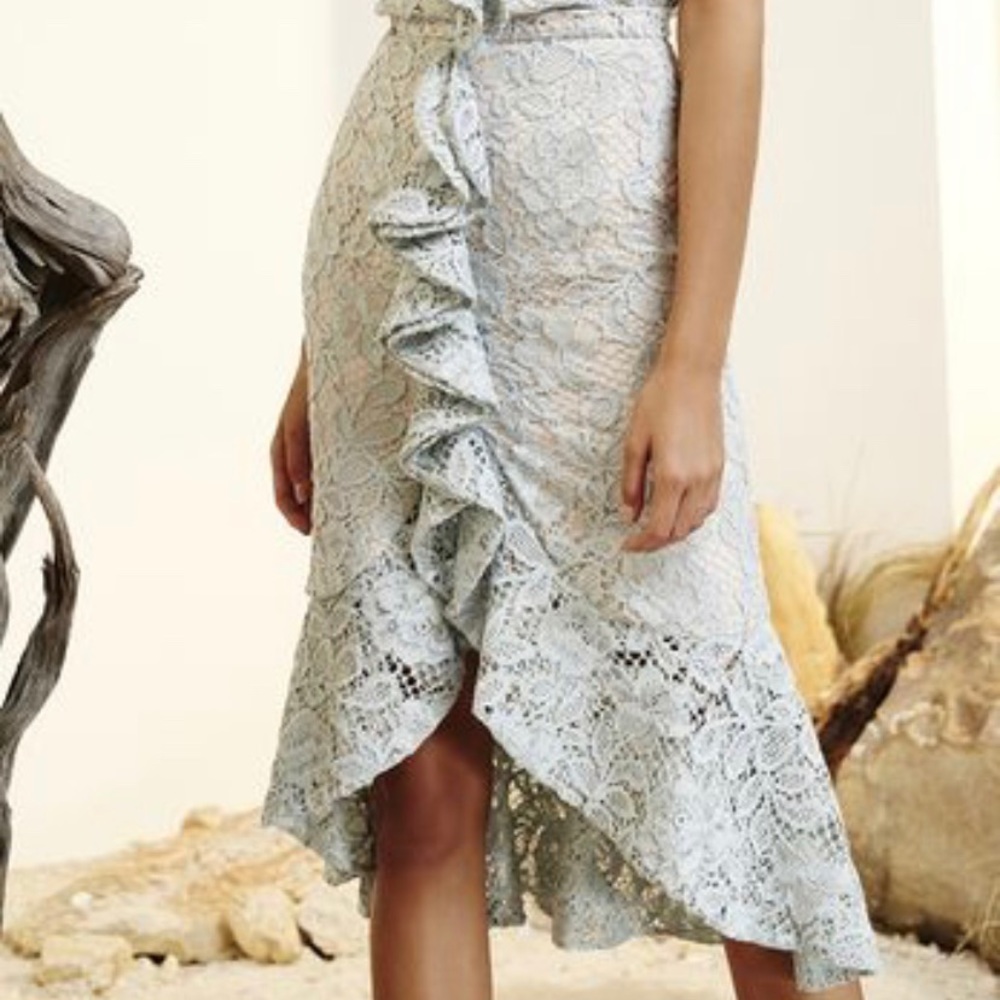 NWT Alexis Light Blue Colbie Lace Ruffle skirt